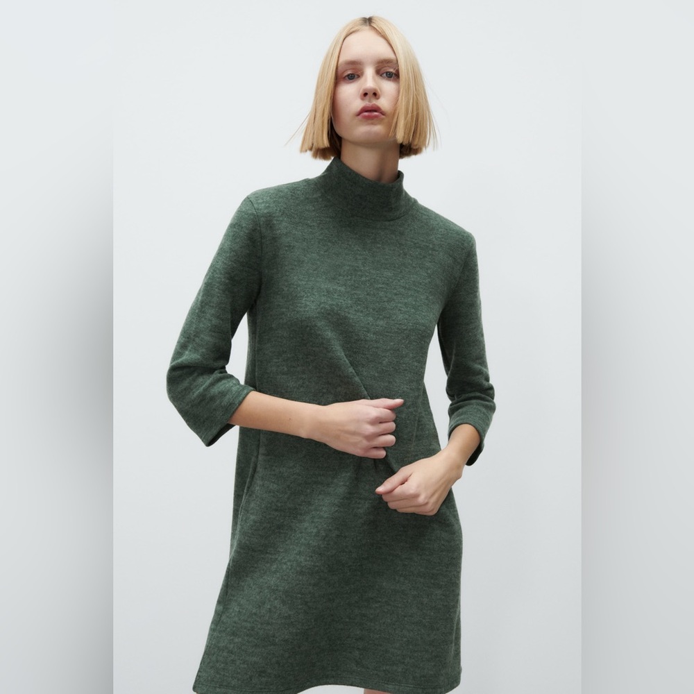 Zara 5039/533/529 green dress, 3/4 sleeves, size M